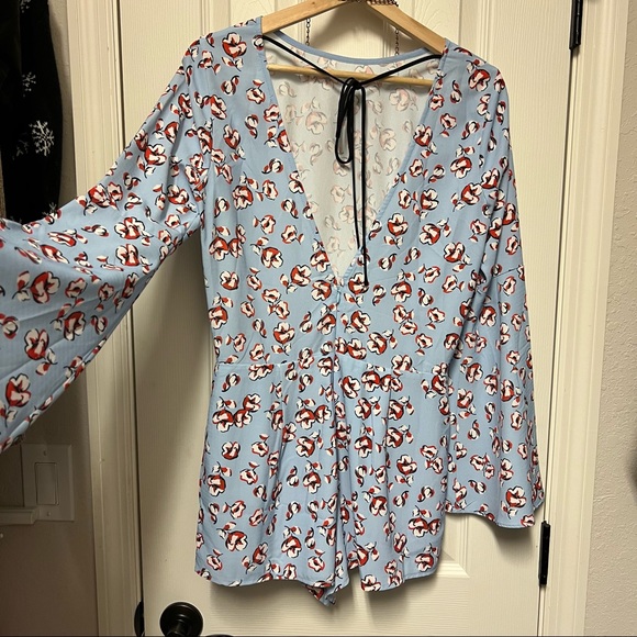 Nasty Gal long sleeves rompers - Picture 5 of 6